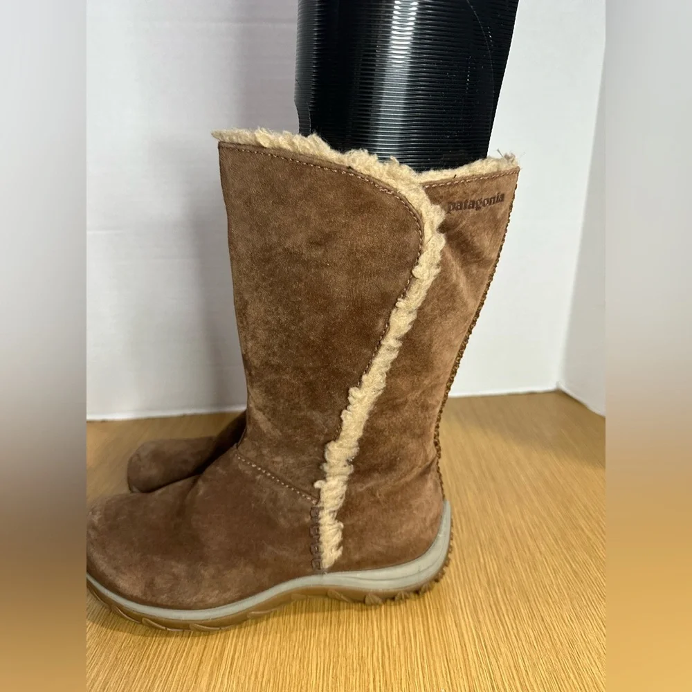 Patagonia Waterproof Women’s 7 Brown Suede Winter Boots PrimaLoft Polartec Comfy